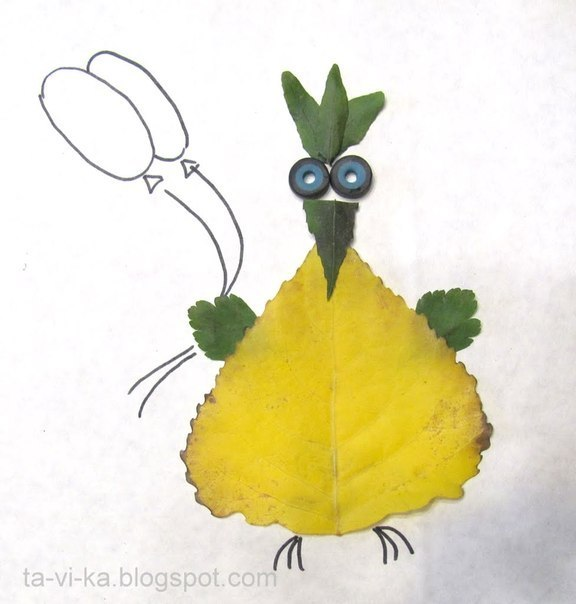 Сегодня увидела милые простые поделки из осенних листочков