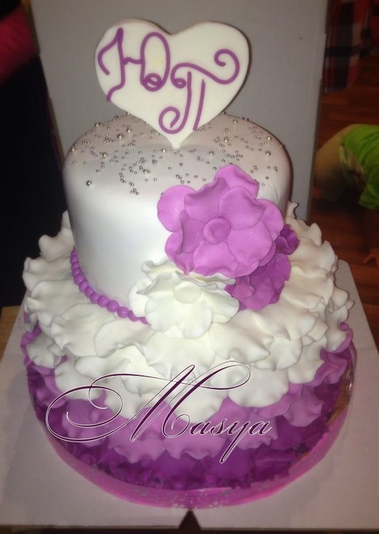 свадебный с рюшами