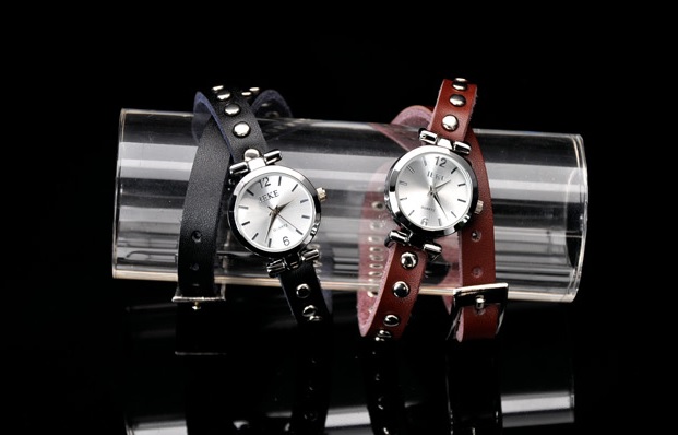 Модные часики