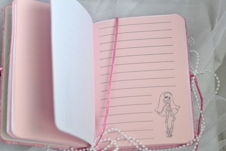 Розовые блокнотики для сестричек-двойняшек :-)