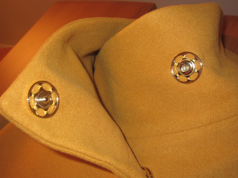 Хваст! Пальто С***АМАН*Ж!