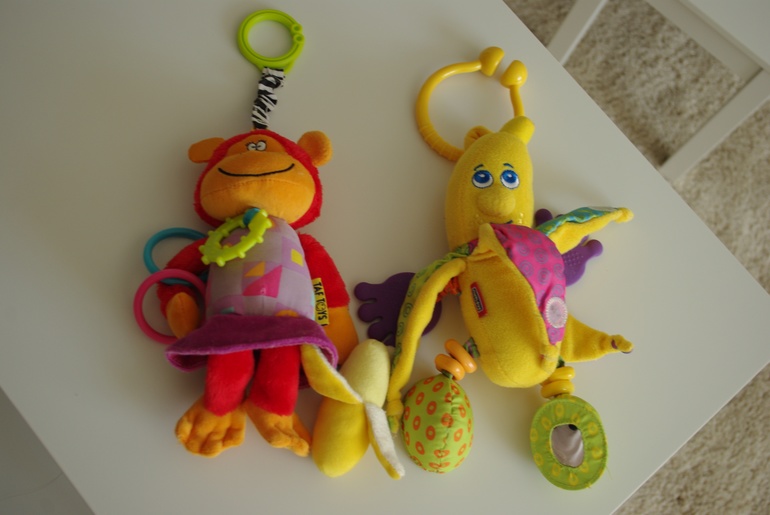 Игрушки