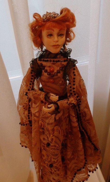 Кукла ручной работы.