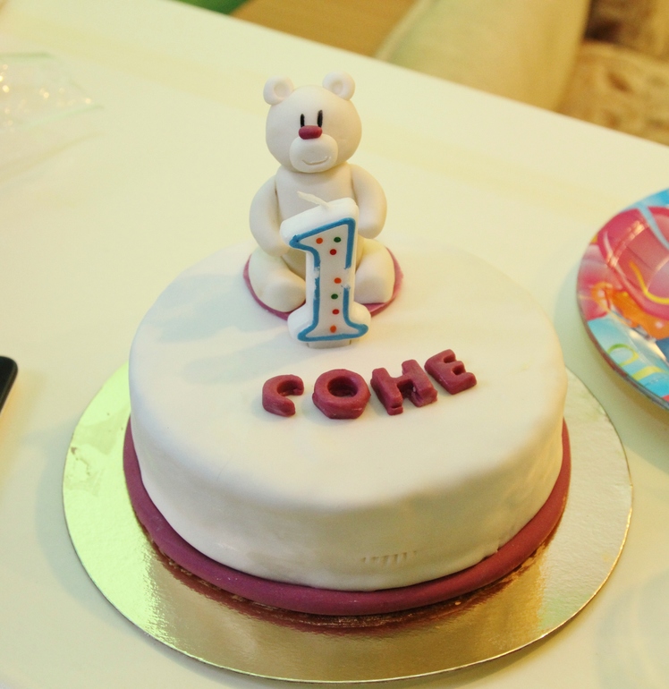 Мой 4-й мастичный тортик.