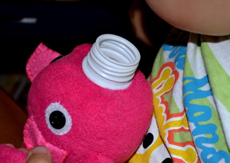 Покорми хрюшу.