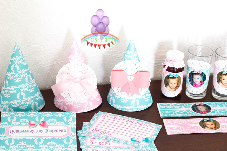 Вот такой набор получился для годовасия Виктории!