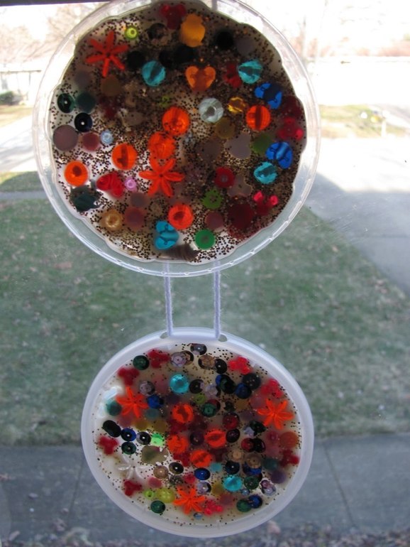 ВИТРАЖИ НА ПЛАСТИКОВЫХ КРЫШКАХ