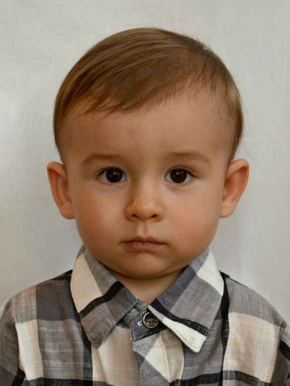 Первое фото на документы :-)