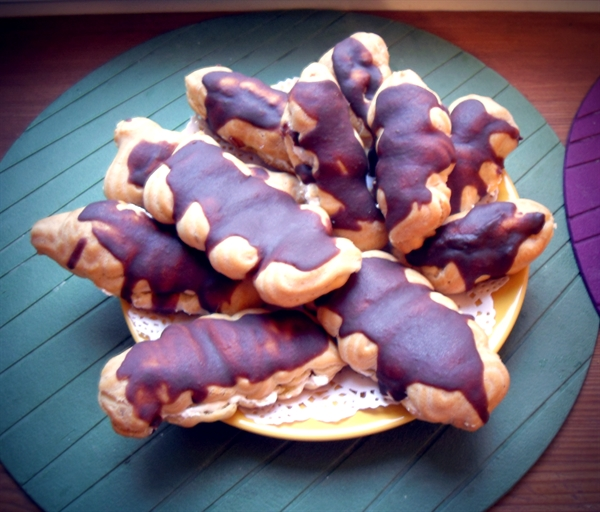 ЭКЛЕРЧИКИ....