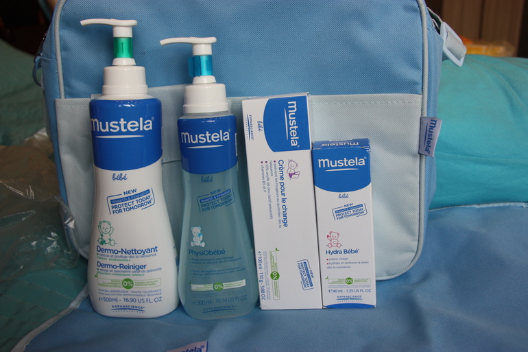 А вот и наша посылочка из Франции!!!!