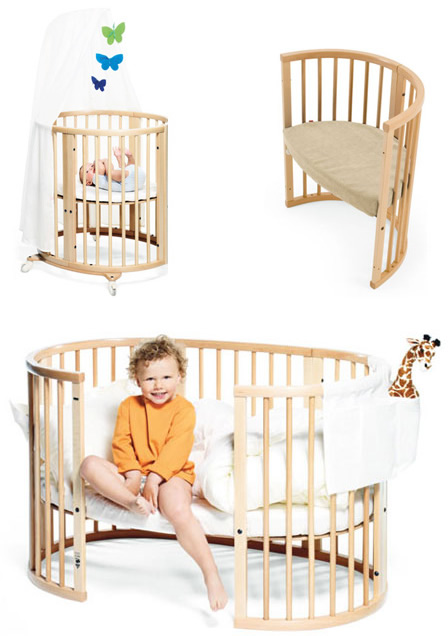 Необычные кроватки из массива дуба. Экстравагантно, но тем не менее практично.