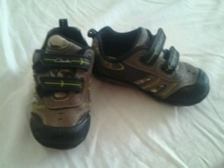 Кроссовки Clarks. Почта.