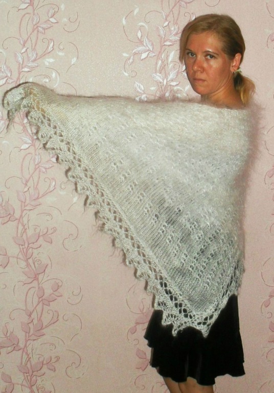 Свяжу для вас на заказ из козьего пуха.