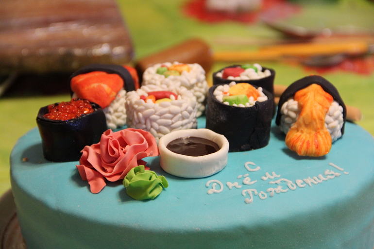 МОИ ПЕРВЫЕ ТОРТИКИ!!!