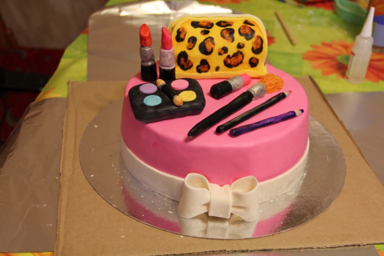 МОИ ПЕРВЫЕ ТОРТИКИ!!!