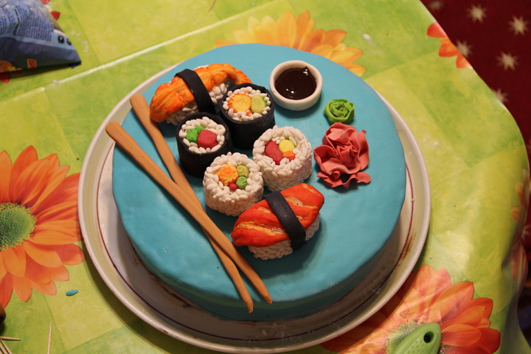 МОИ ПЕРВЫЕ ТОРТИКИ!!!