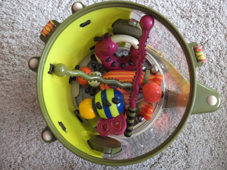 Наши любимые музыкальные игрушки в годик - барабан Battat и ксилофон Little Tikes