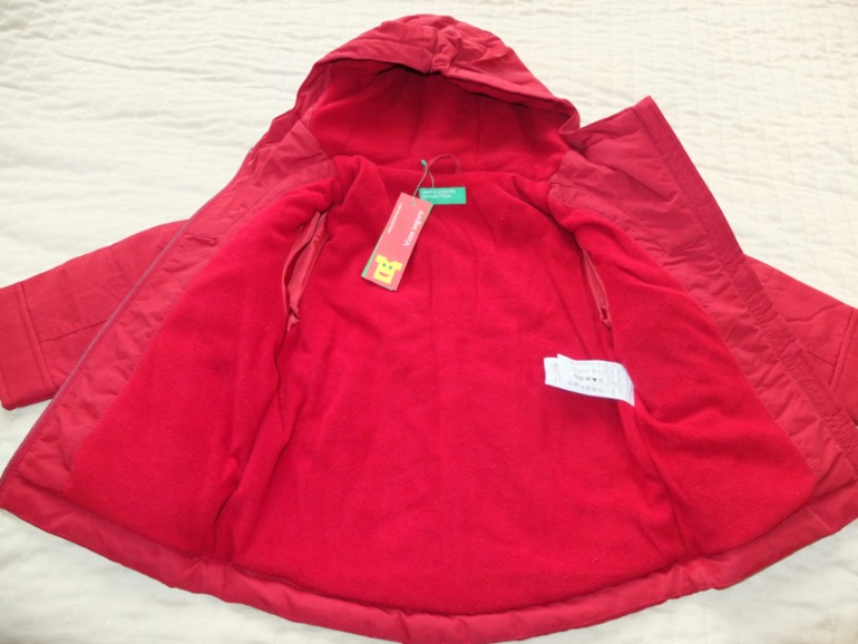 Привезла нам бабушка подарки из Европы... (одежда и обувь)