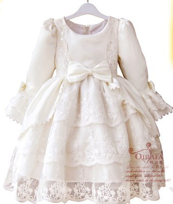 недорого в отличном соостоянии или совсем новое НАРЯДНЫЕ ПЛАТЬЯ