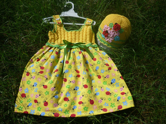 желтый сарафанчик.