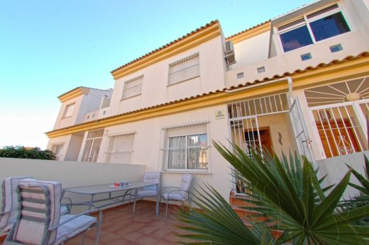 Аренда таунхауса на южном побережье Коста Бланка (Испания)