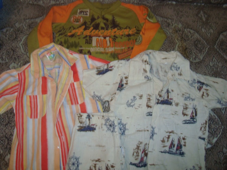 Рубашки,кофточка,шорты,обувка на мальчика