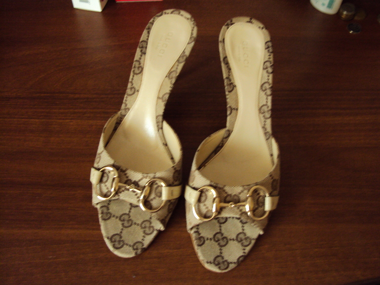 Брендовая обувь Gucci Оригинал.все пары по 3000р.много фото под катом