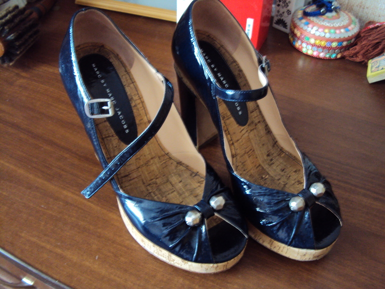 Босонжки  Marc Jacobs  и Pollini Оригинал  по 3000р