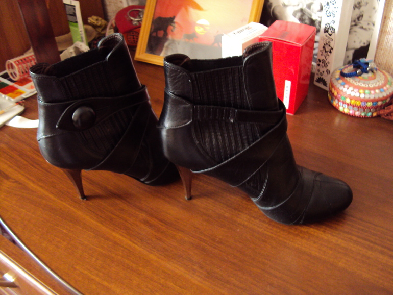 Осенние полусапожки Miu Miu Оригинал 3500р