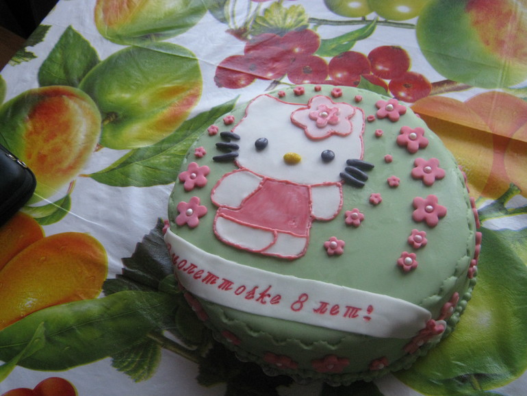 Вот и  мои начинания. Очень нужна критика, т.к. потихонечку начала делать на заказ.