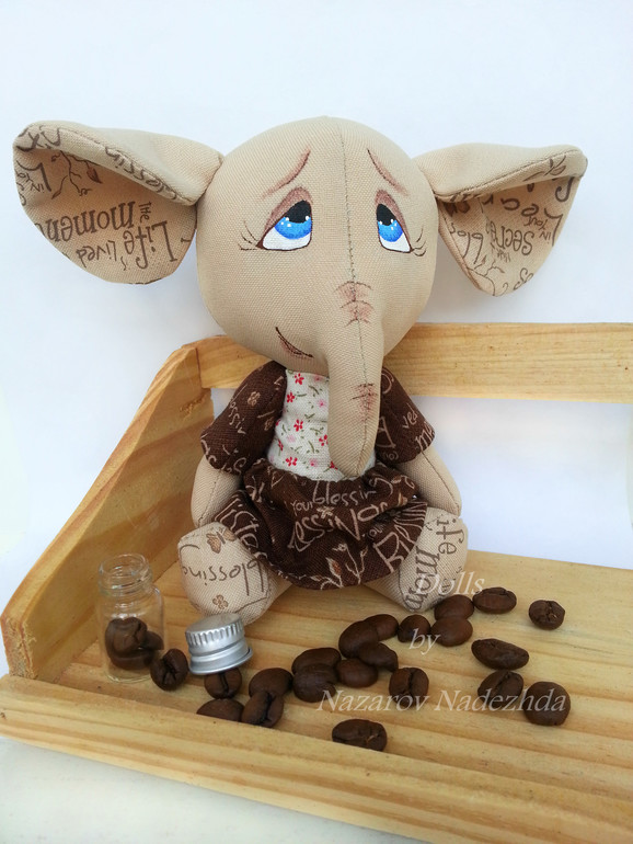 кофейная слоняша