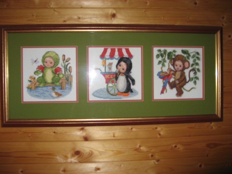 Мои вышивки, то малое что осталось и не раздалось)))