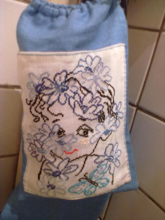 Мои вышивки, то малое что осталось и не раздалось)))