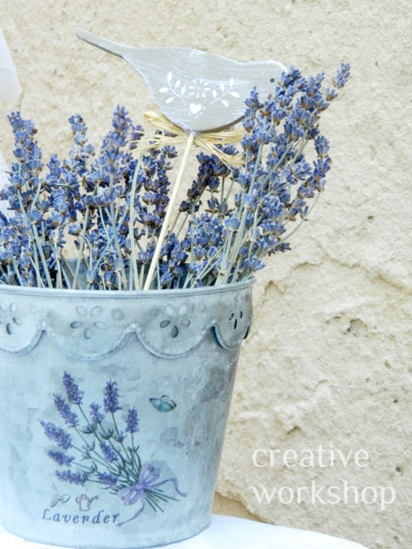 Очень люблю делать всякие вещицы для декора дома или для фотосессий)