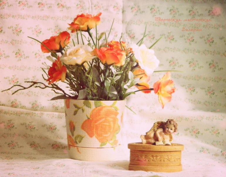 Очень люблю делать всякие вещицы для декора дома или для фотосессий)