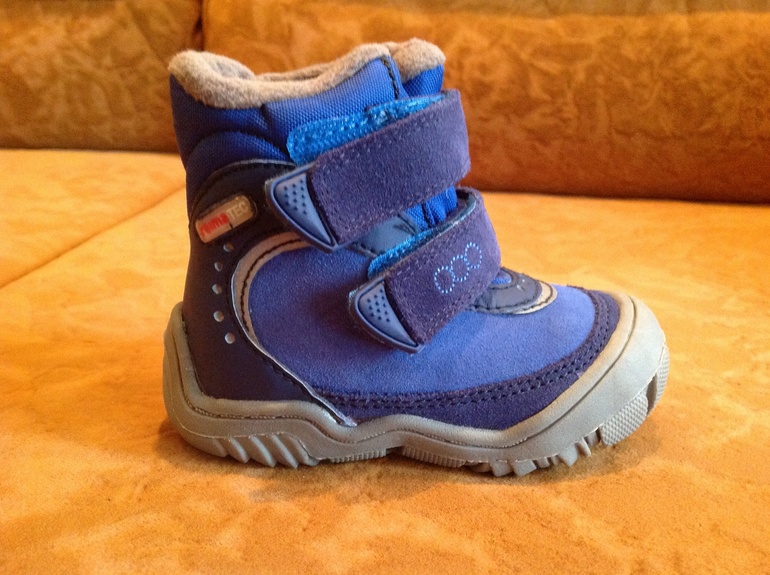 Новые ботинки REIMA мембрана, зима р. 20 на мальчика. Продаю за номинал.