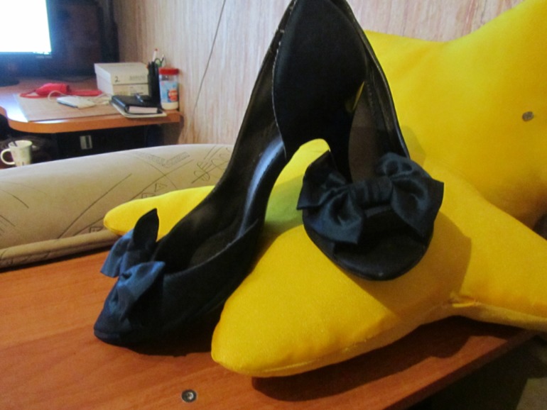 Нарядные туфли на 39 р-р ))