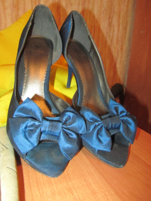 Нарядные туфли на 39 р-р ))