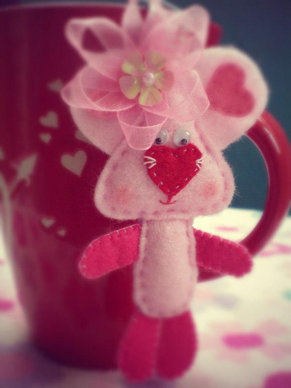 Мышка-брелок из фетра!