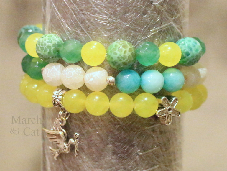 Москва. Распродажа браслетов из натуральных камней. Все по 300р.