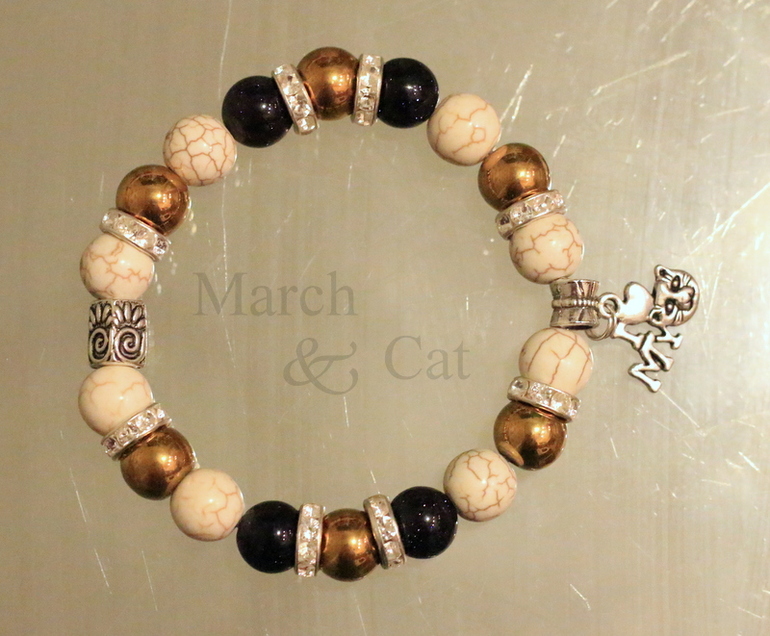 Москва. Распродажа браслетов из натуральных камней. Все по 300р.