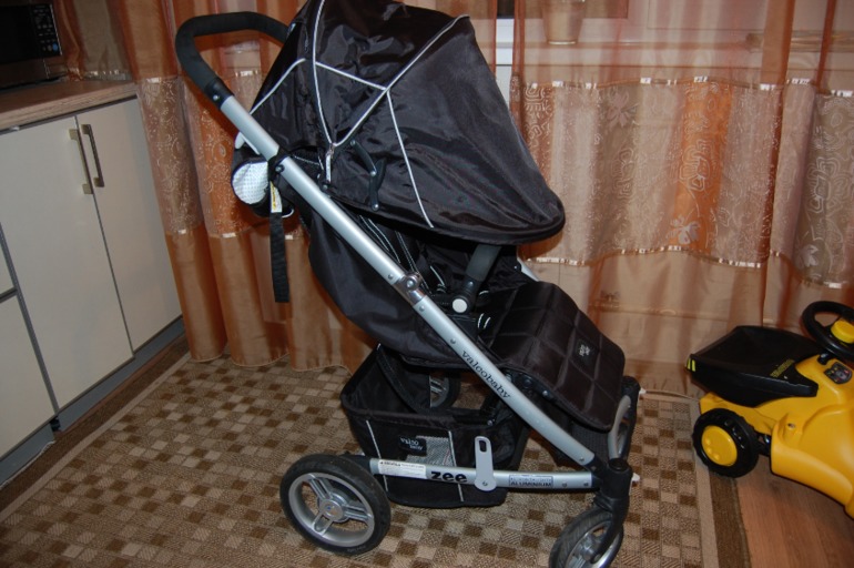 Продам коляску Valco Baby zee. 7500