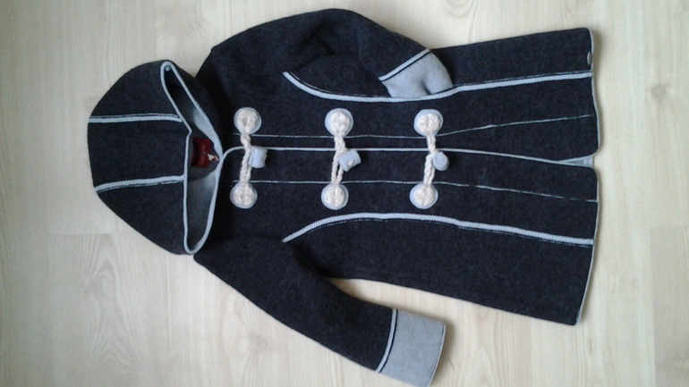 Продам пальто Giesswein для девочек