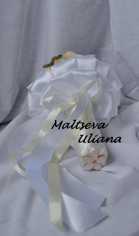 букет невесты из брошей "Капучино"