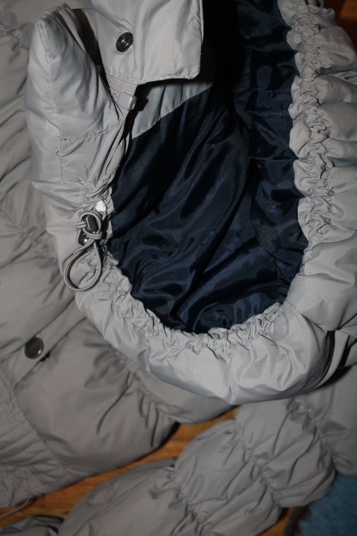 Продам пуховик Stradivarius. 3000 р.