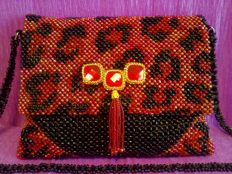 Леопардовые сумочки.