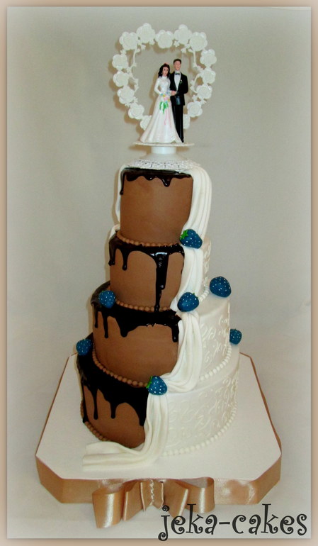 Торт "Свадебный половинки"