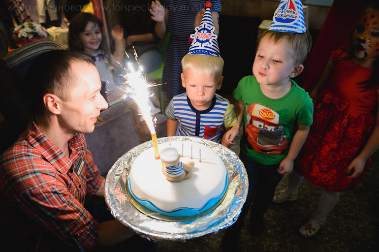 Наше Трех летие КАФЕ