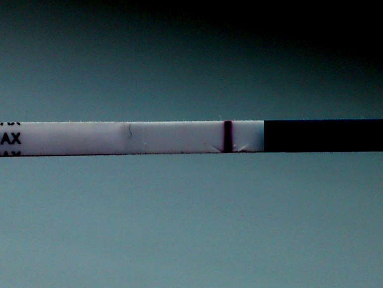 Тестик эвик! Как думаете есть что-то? Или это очередной реагент?