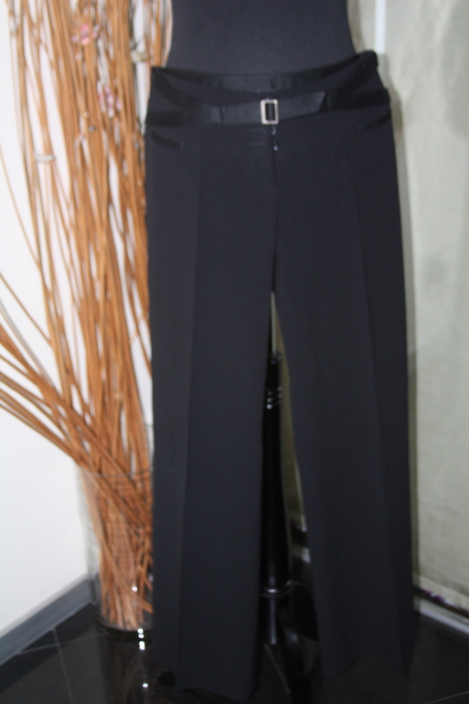 Брюки...брюки....джинсы ...и опять брюки. Новые и в идеале. 1-ые линии